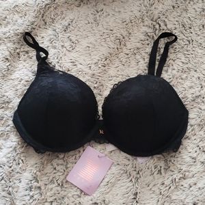 Black lace push up bra